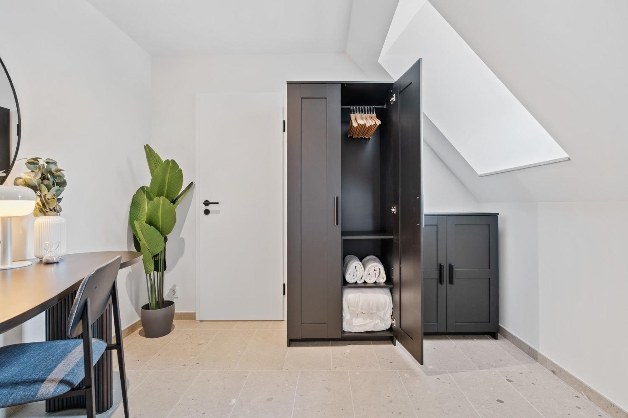 Elegant Clausen Apartment With King Bed & Wifi Люксембург Екстер'єр фото