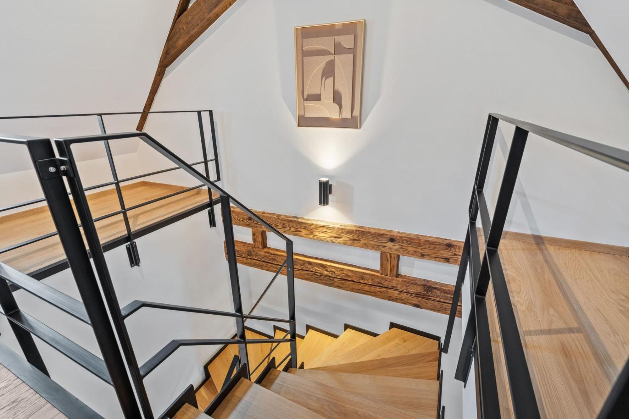 Elegant Clausen Apartment With King Bed & Wifi Люксембург Екстер'єр фото
