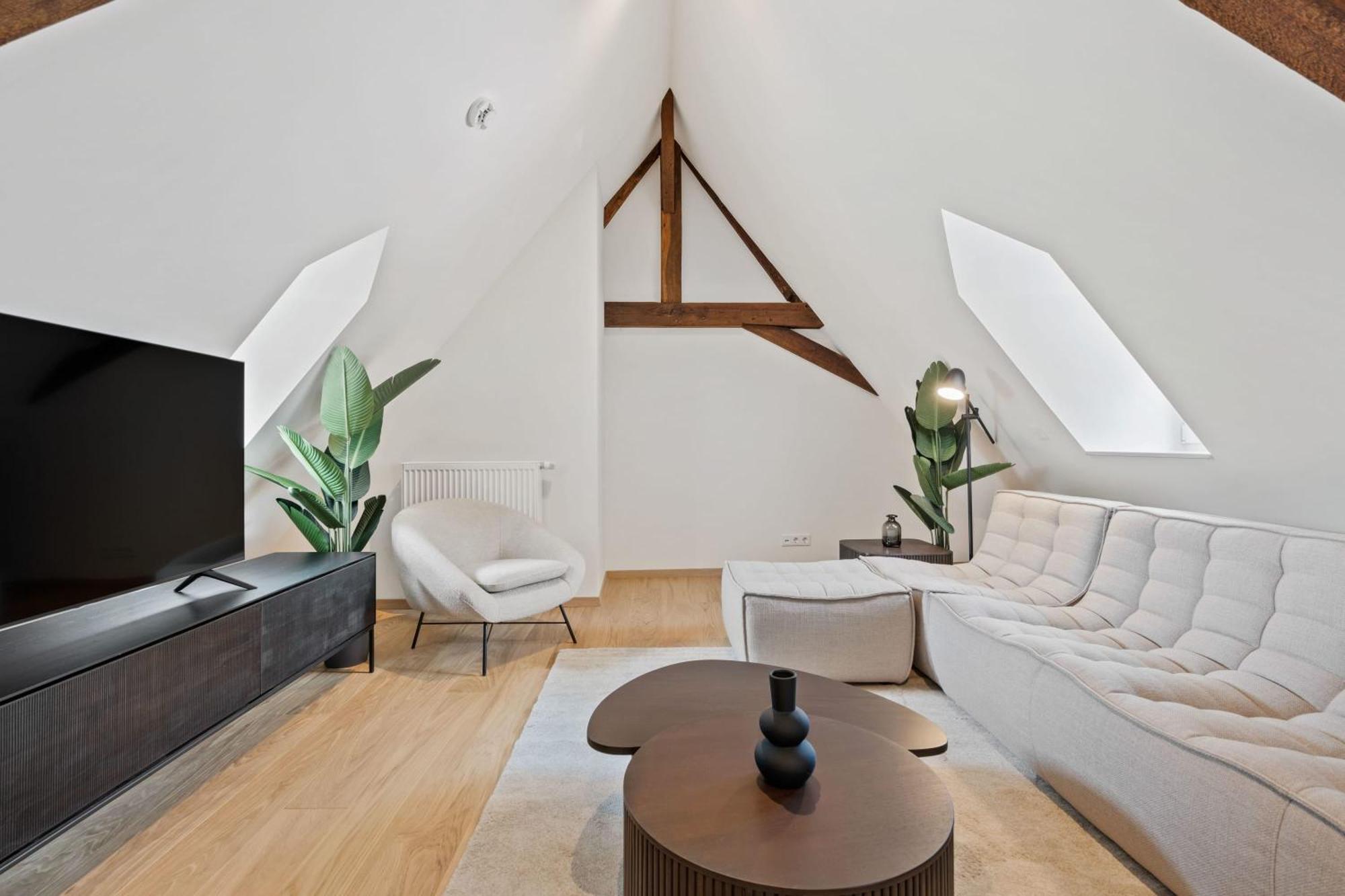 Elegant Clausen Apartment With King Bed & Wifi Люксембург Екстер'єр фото